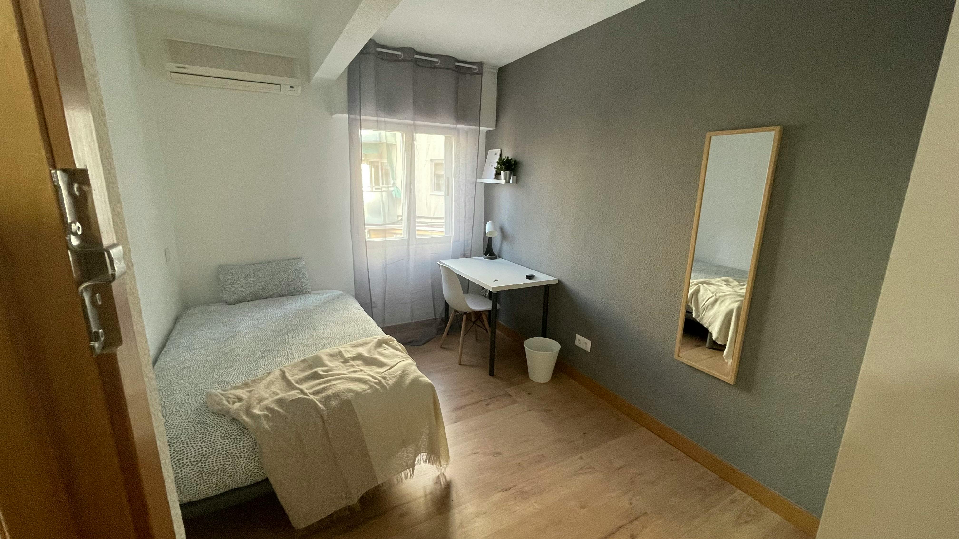 Calle Polvoranca, Getafe preview