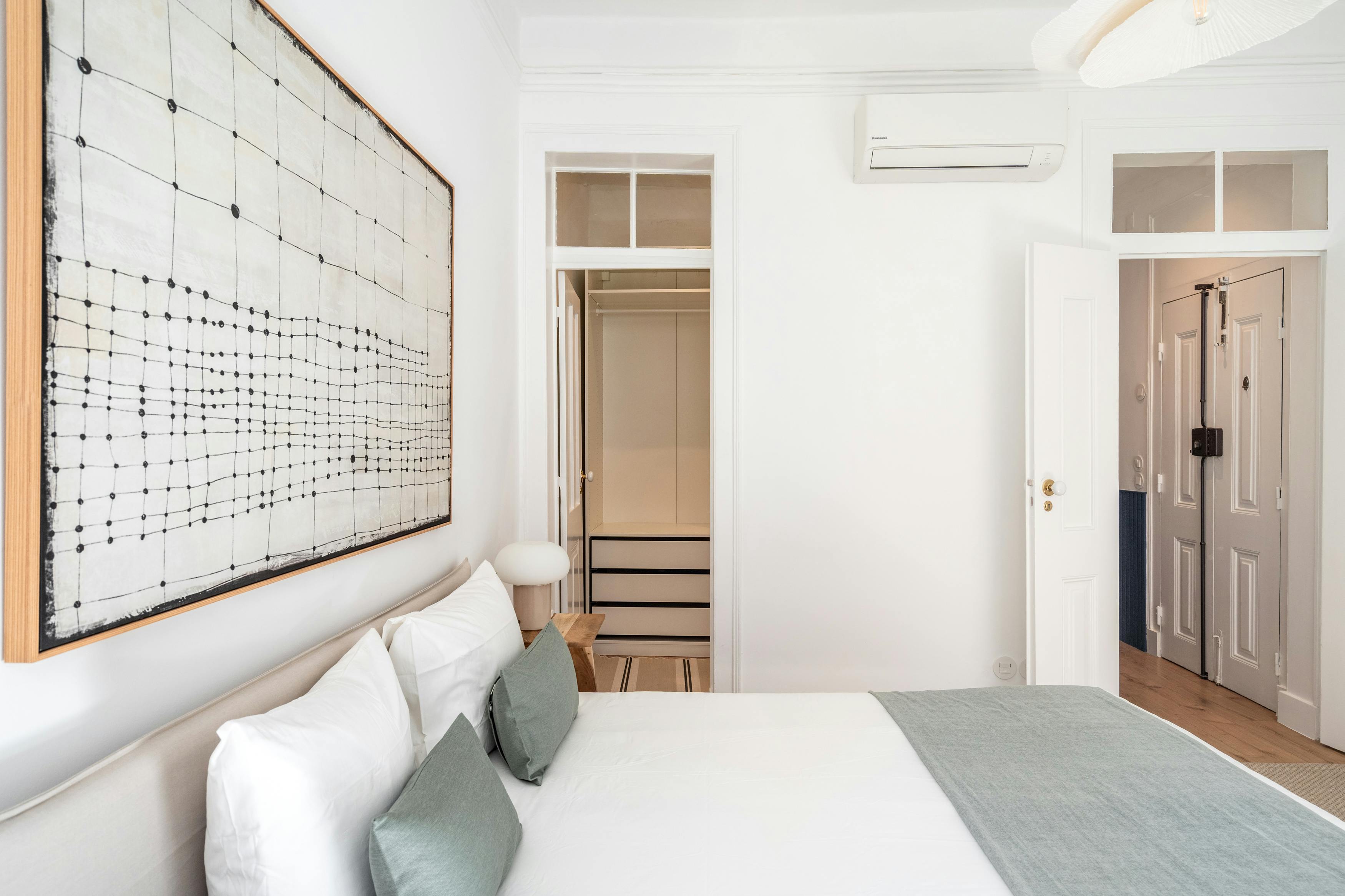 Apartment Lisbon, 2 beds — photo 4