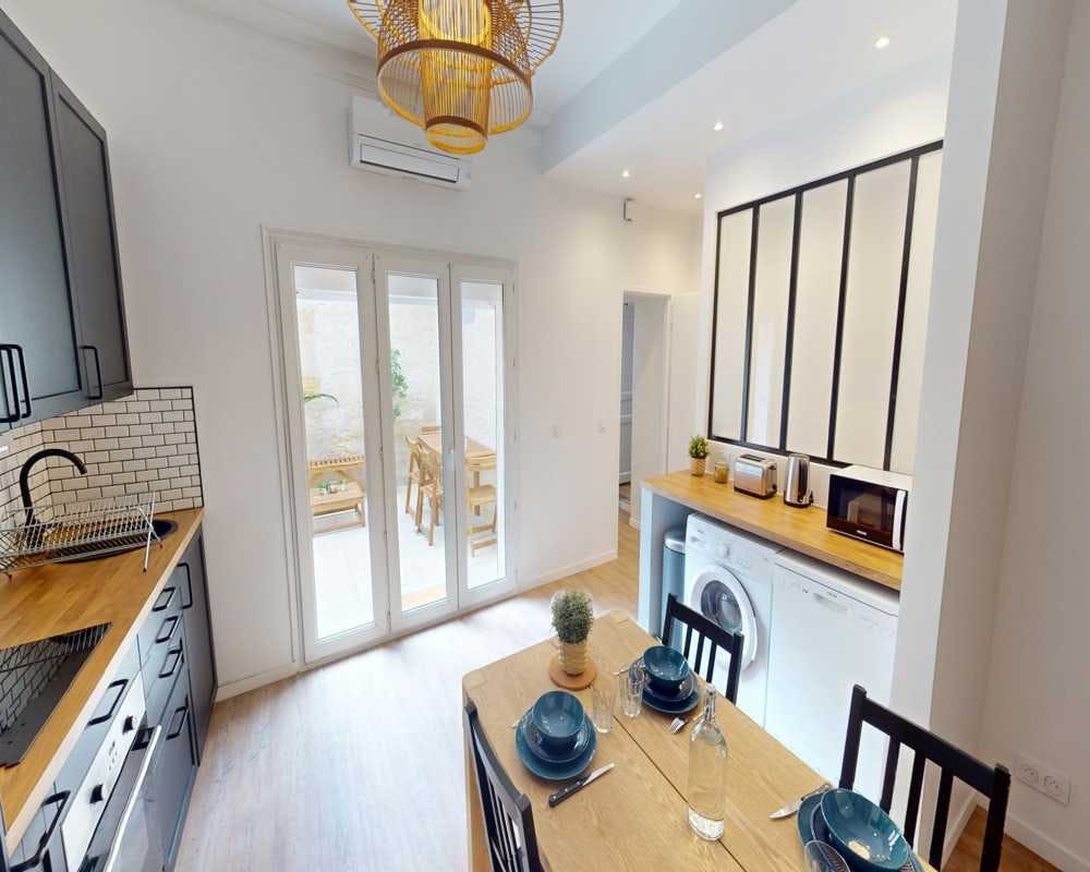 Apartment Bordeaux, 1 bed, 11m² — photo 20