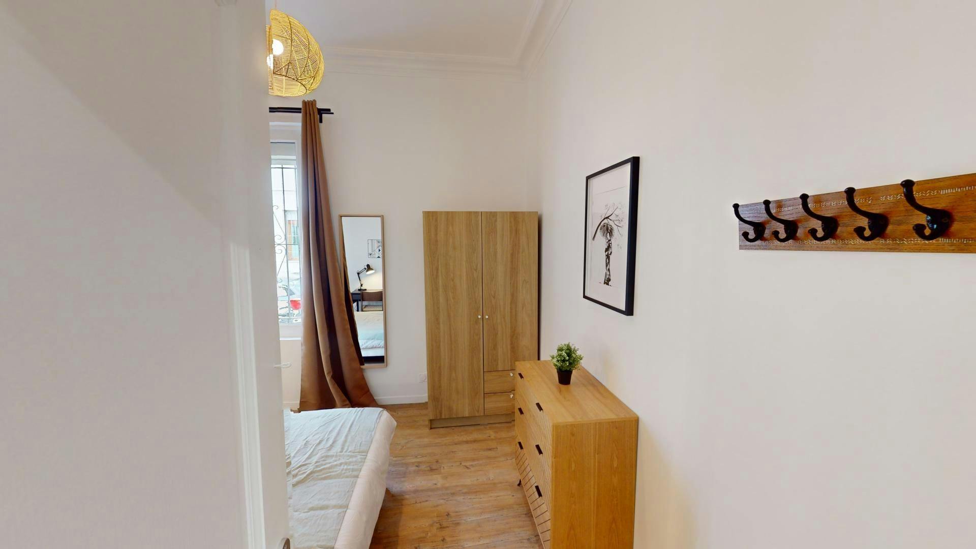 Apartment Bordeaux, 1 bed, 12m² — photo 9