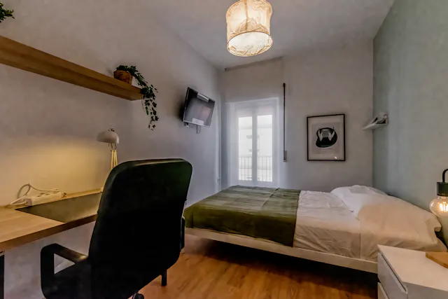 Private room in Calle Navas de Tolosa, Valladolid (1557529) room image 2