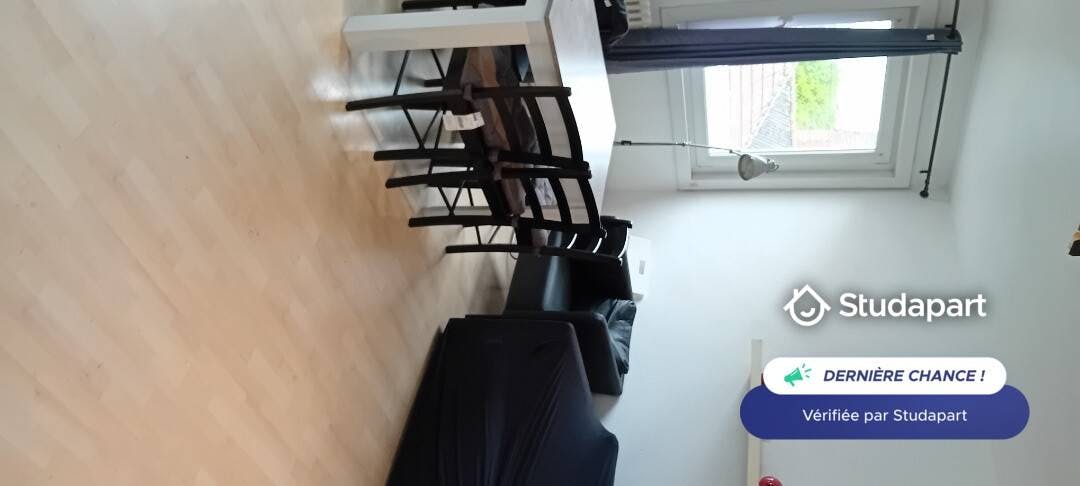 Appartement te huur voor € 1.250 per maand in Marcq-en-Barœul, Rue de la Reine Astrid