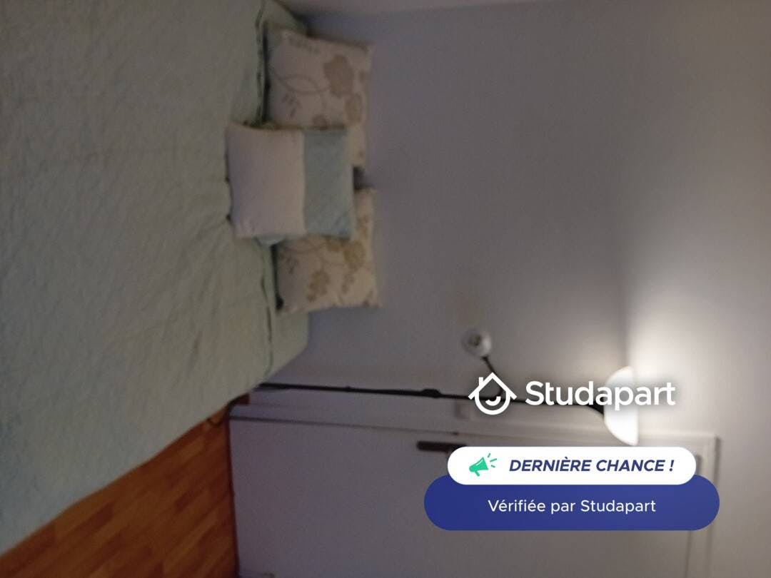 Private room for rent for €650 per month in Ivry-sur-Seine, Rue Raspail