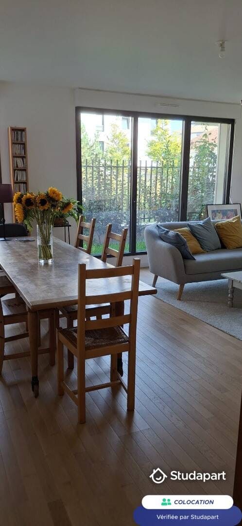 Private room for rent for €700 per month in Fontainebleau, Rue Saint-Merry