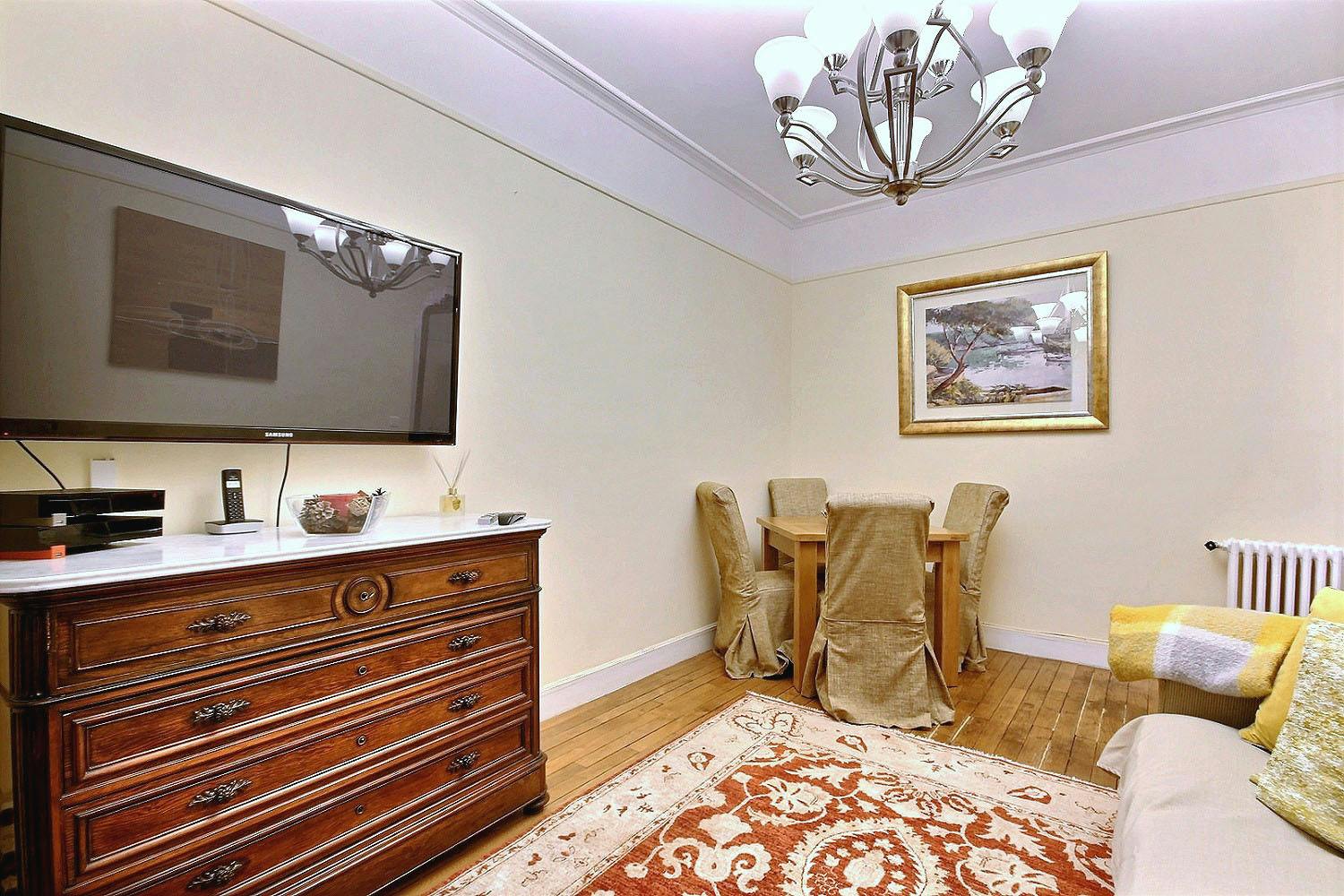 Apartment Paris, 2 beds — photo 2