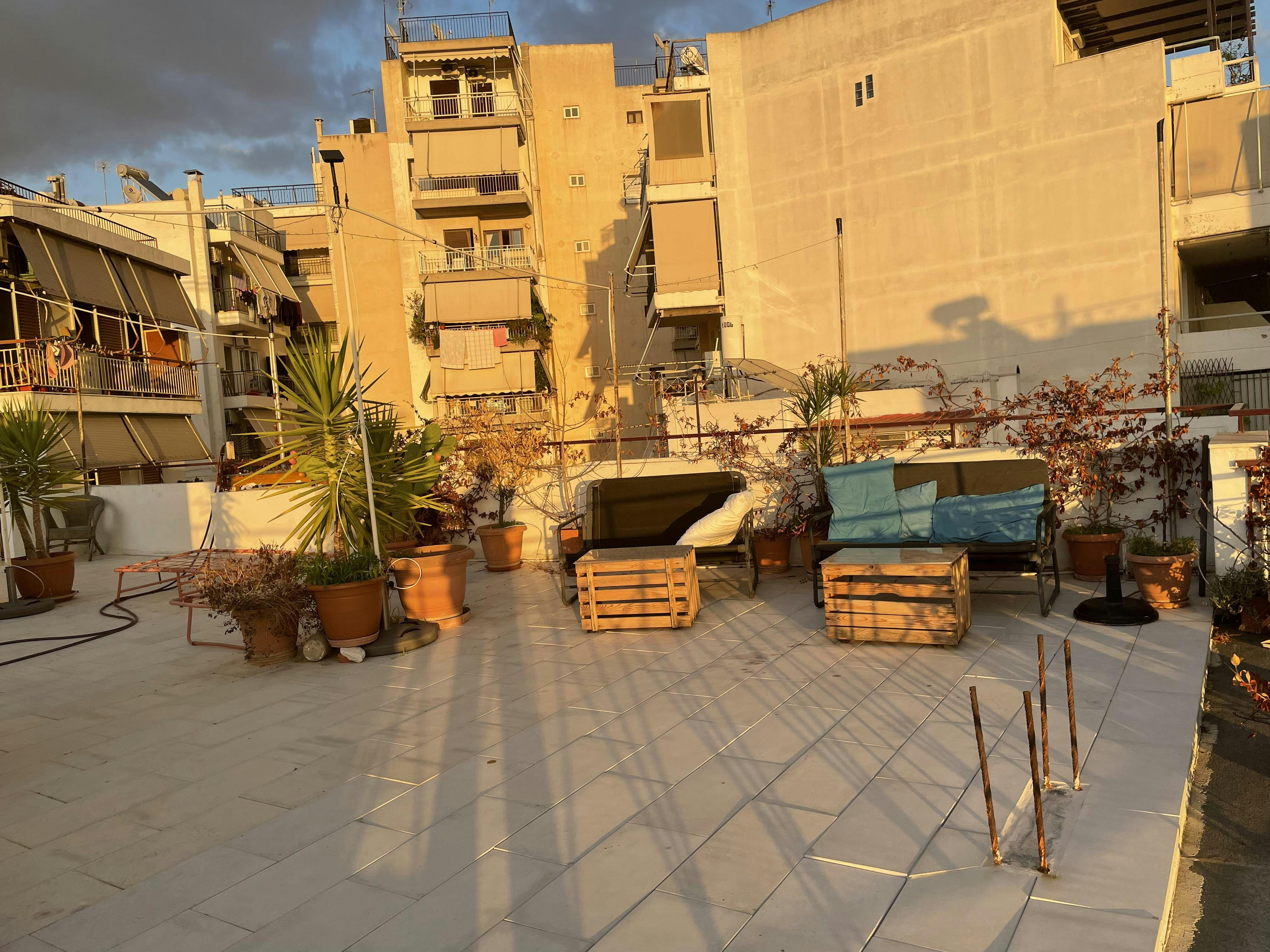 Chambre privée à louer pour 300 €/mois à Piraeus, Kasou