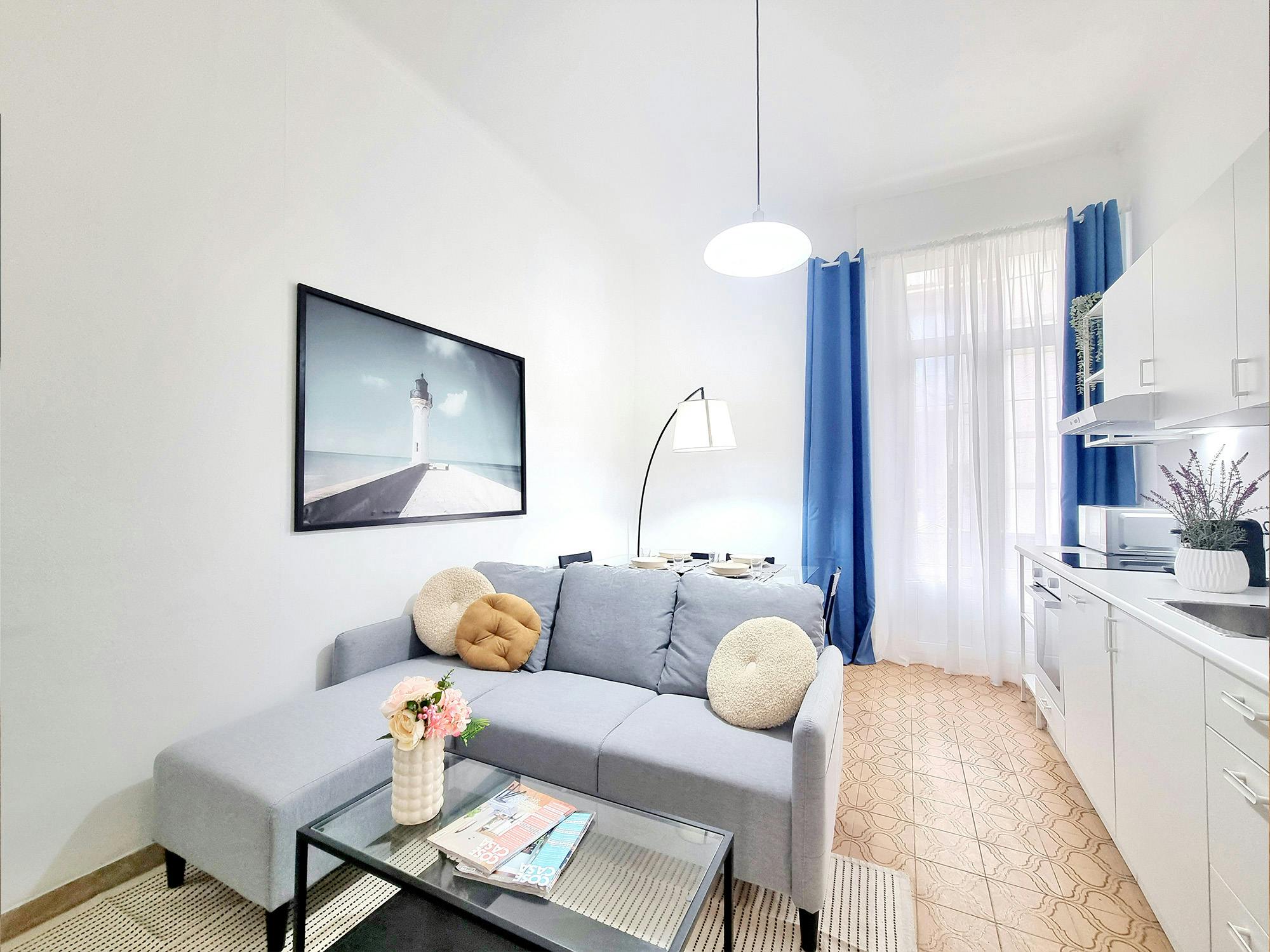 Apartment for rent for €3,750 per month in Milan, Via Soperga