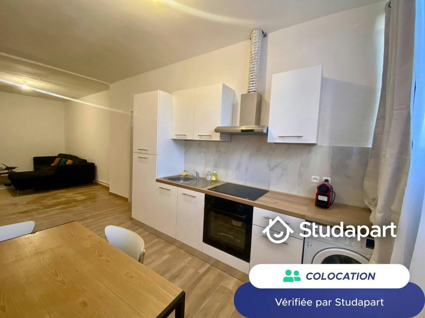 Private room for rent on Rue de Berne, Nîmes