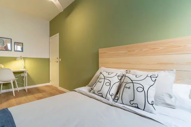 Private room in Calle de Carnicer, Madrid (1558583) room image 2