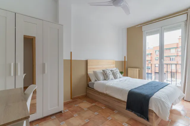 Private room in Calle de Carnicer, Madrid (1558593) room image 1