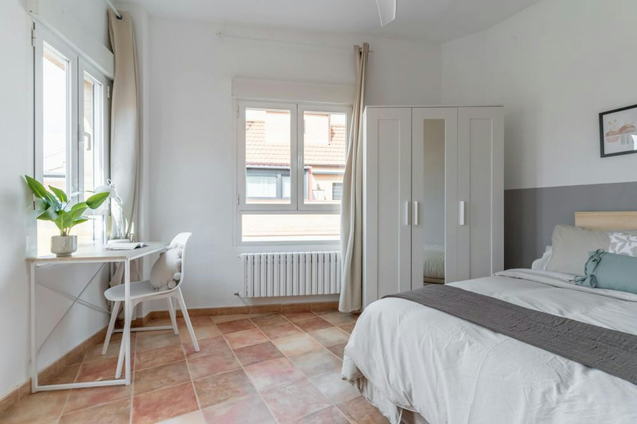 Calle de Carnicer, Madrid preview