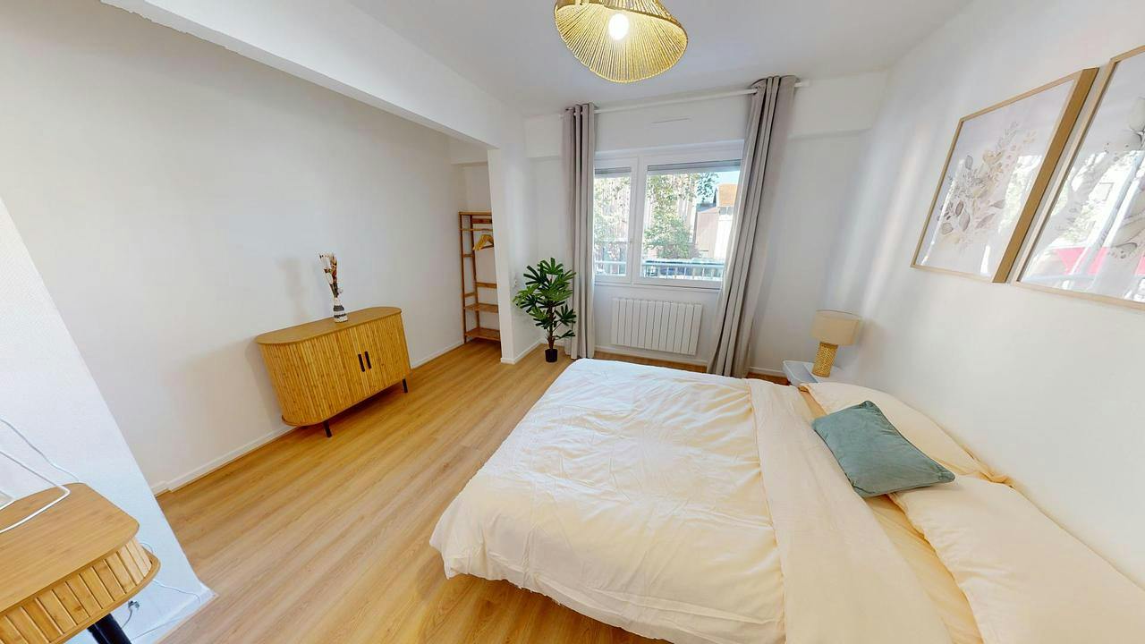 Private room for rent on Rue Paul Cazeneuve, Lyon - Vue 4