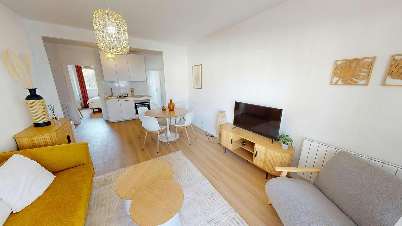 Private room for rent on Rue Paul Cazeneuve, Lyon - Vue 5
