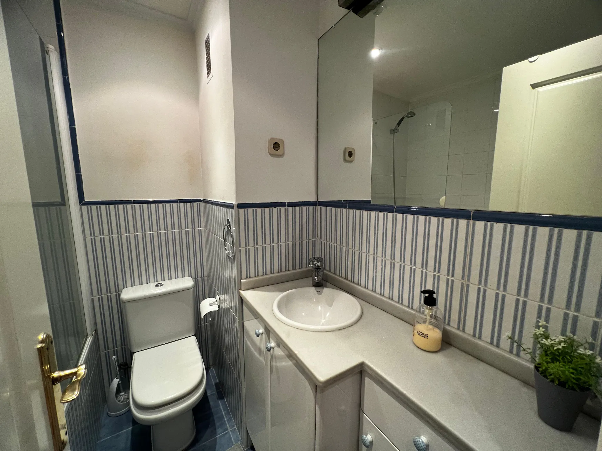 Private room in Calle de la Infanta Mercedes, Madrid (1558751) ROOM 3