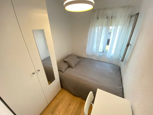 Private room in Avenida de la Albufera, Madrid (1558809) room image 1