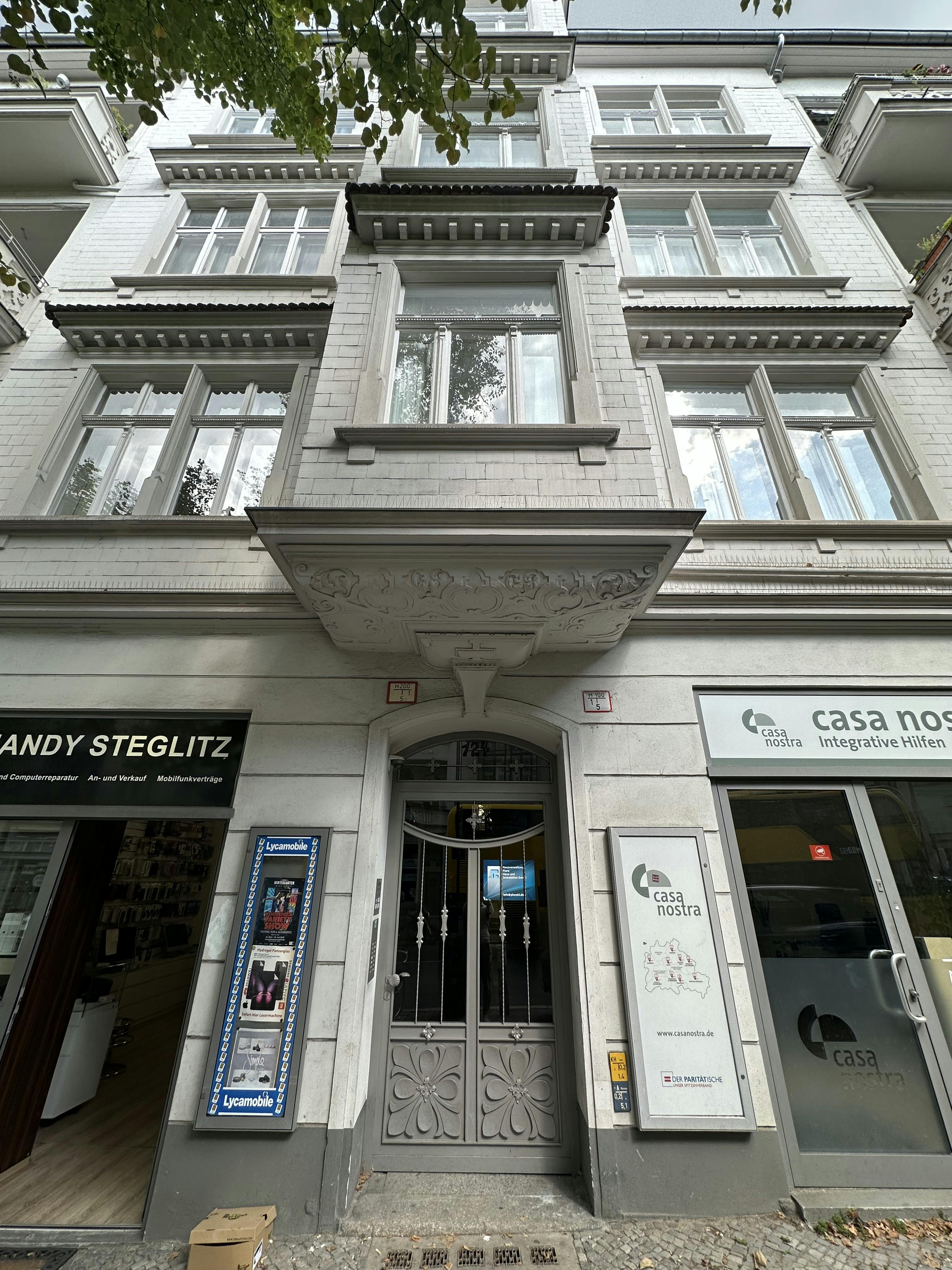 preview gallery tile