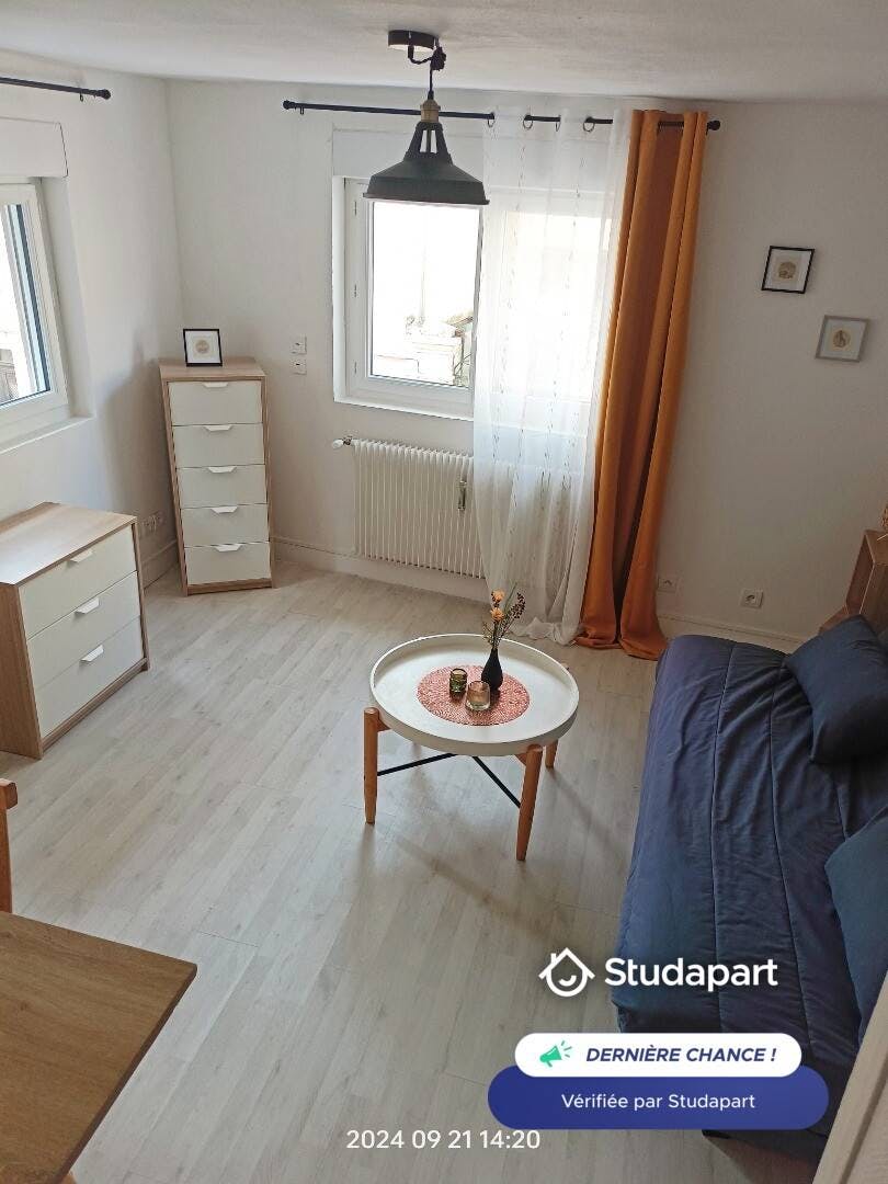 Apartment for rent for €590 per month in Rouen, Rue de Buffon