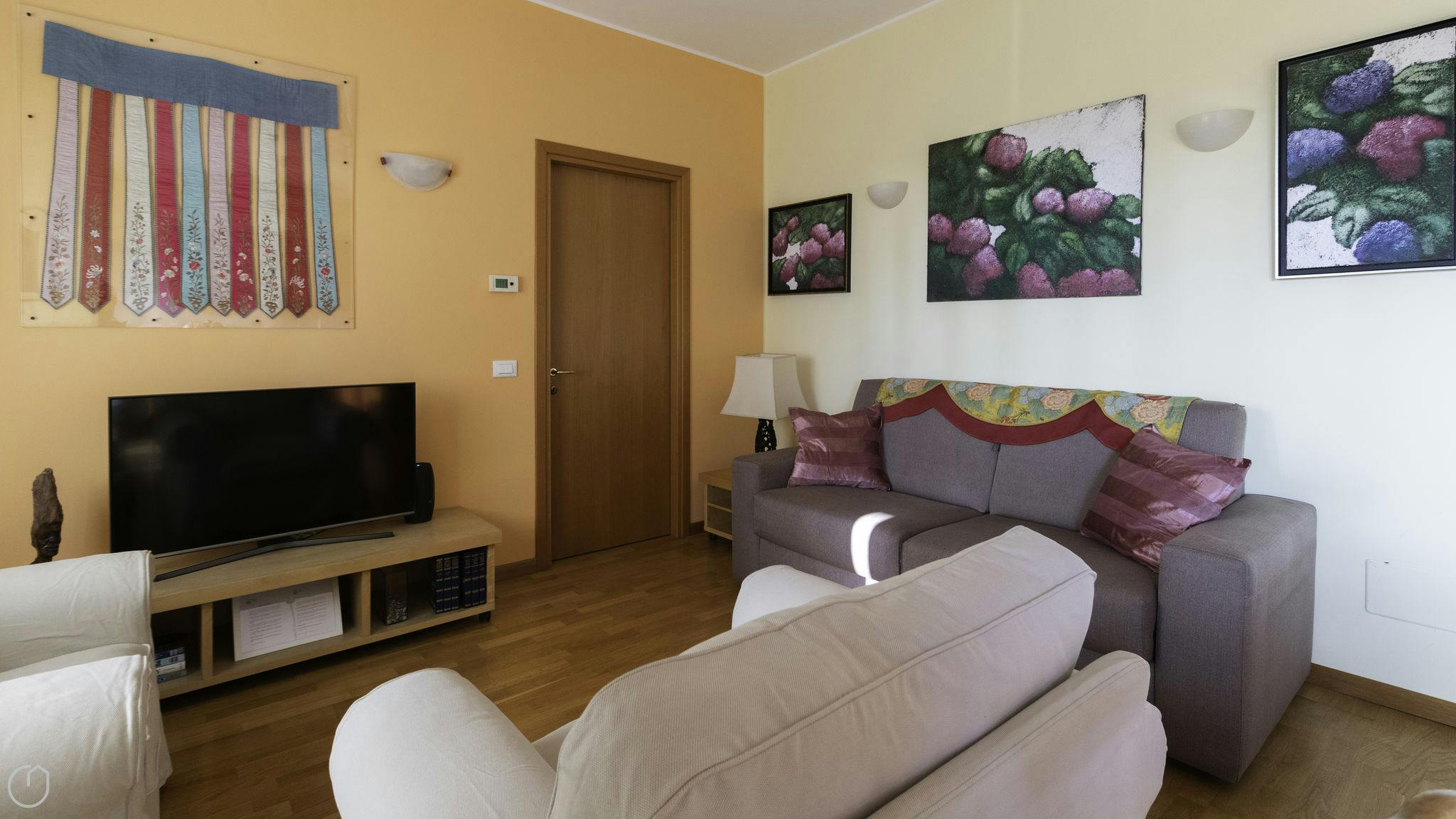 Apartment for rent for €1 per month in Milan, Via Leone Tolstoj