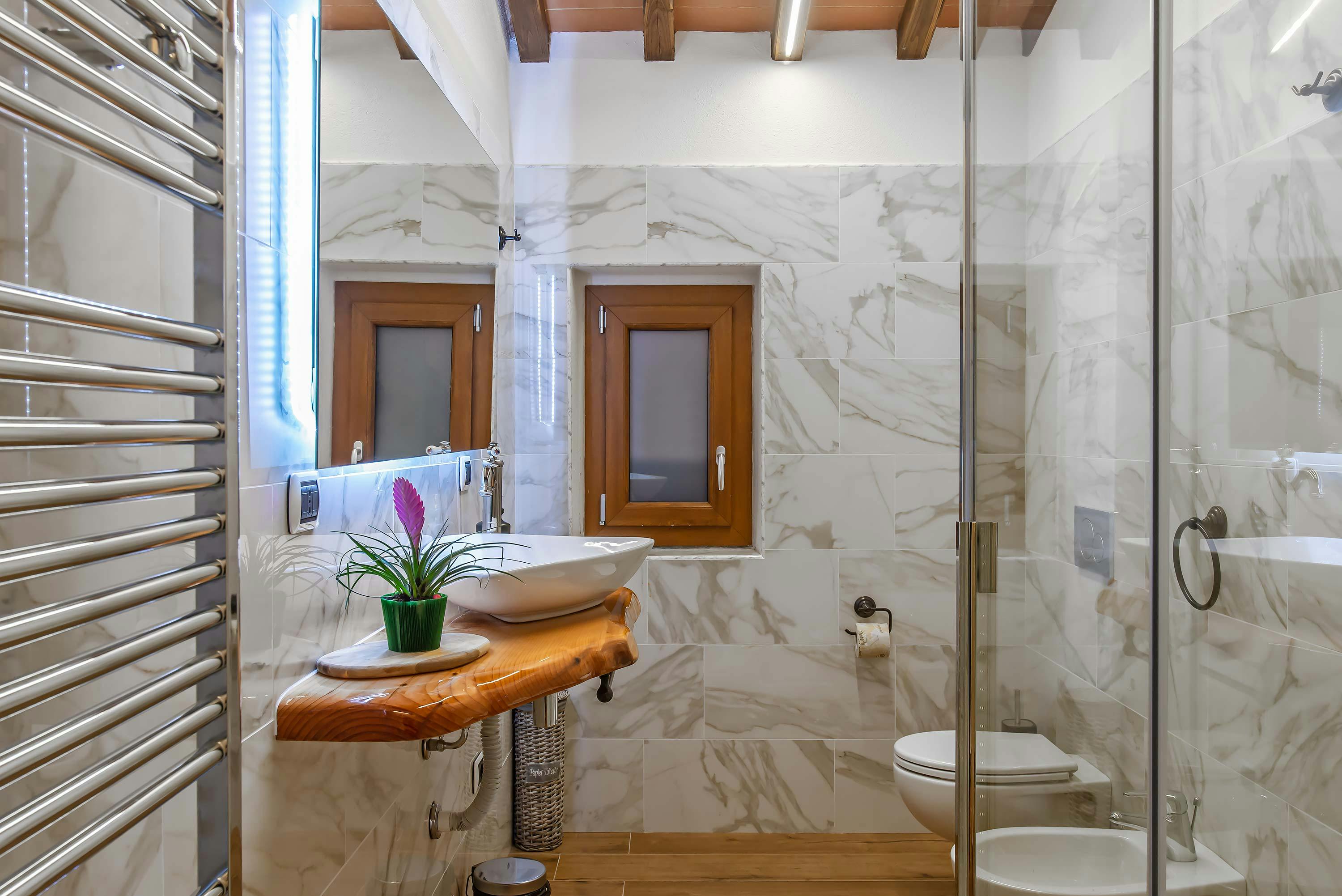 Apartment for rent for €1,000 per month in Vicchio, Località Gattaia