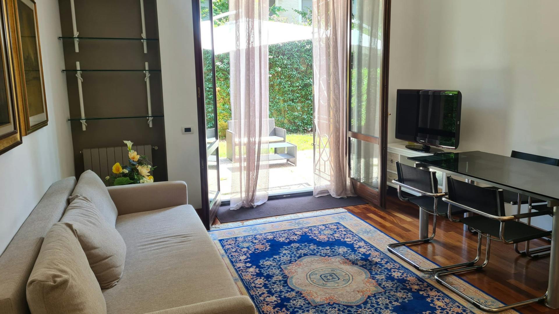 公寓 正在以 €900 的月租出租，其位于 Monza, Via Giuseppe Giusti