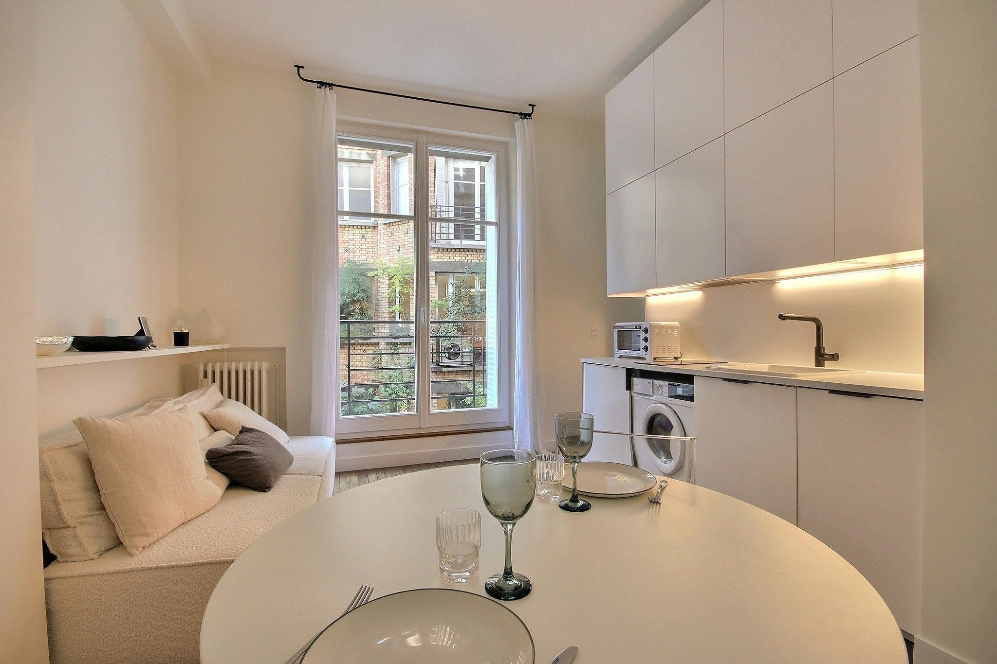 23 Rue de Varenne, Paris - a Parigi