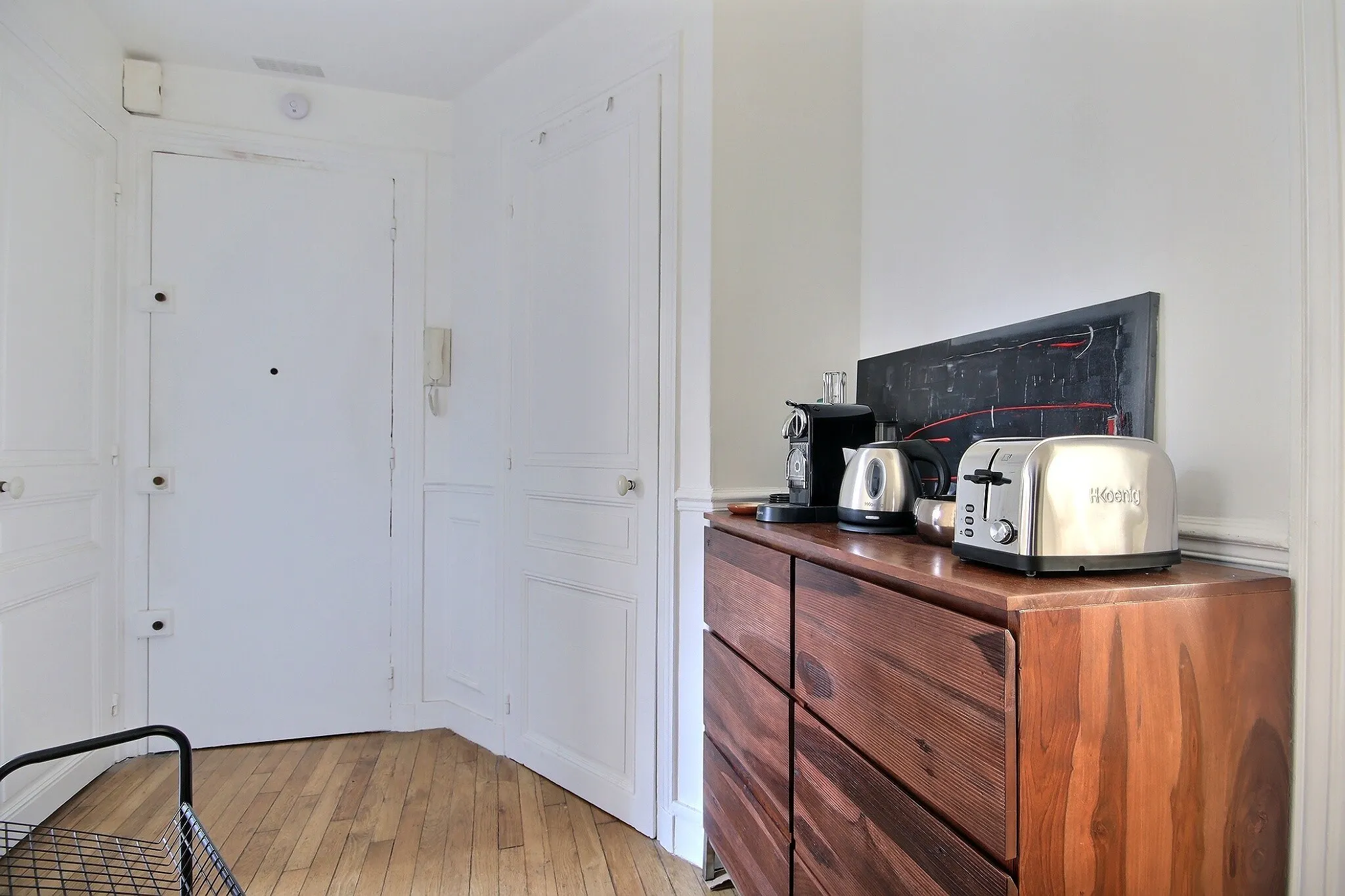 1-Bedroom Apartment in Rue Lamarck, Paris (1559443) ROOM 2