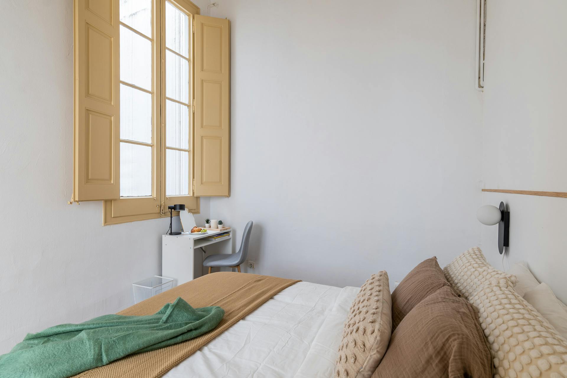 Carrer Ample, Barcelona preview