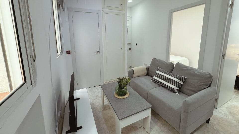 Apartment Madrid, 1 bed — photo 2