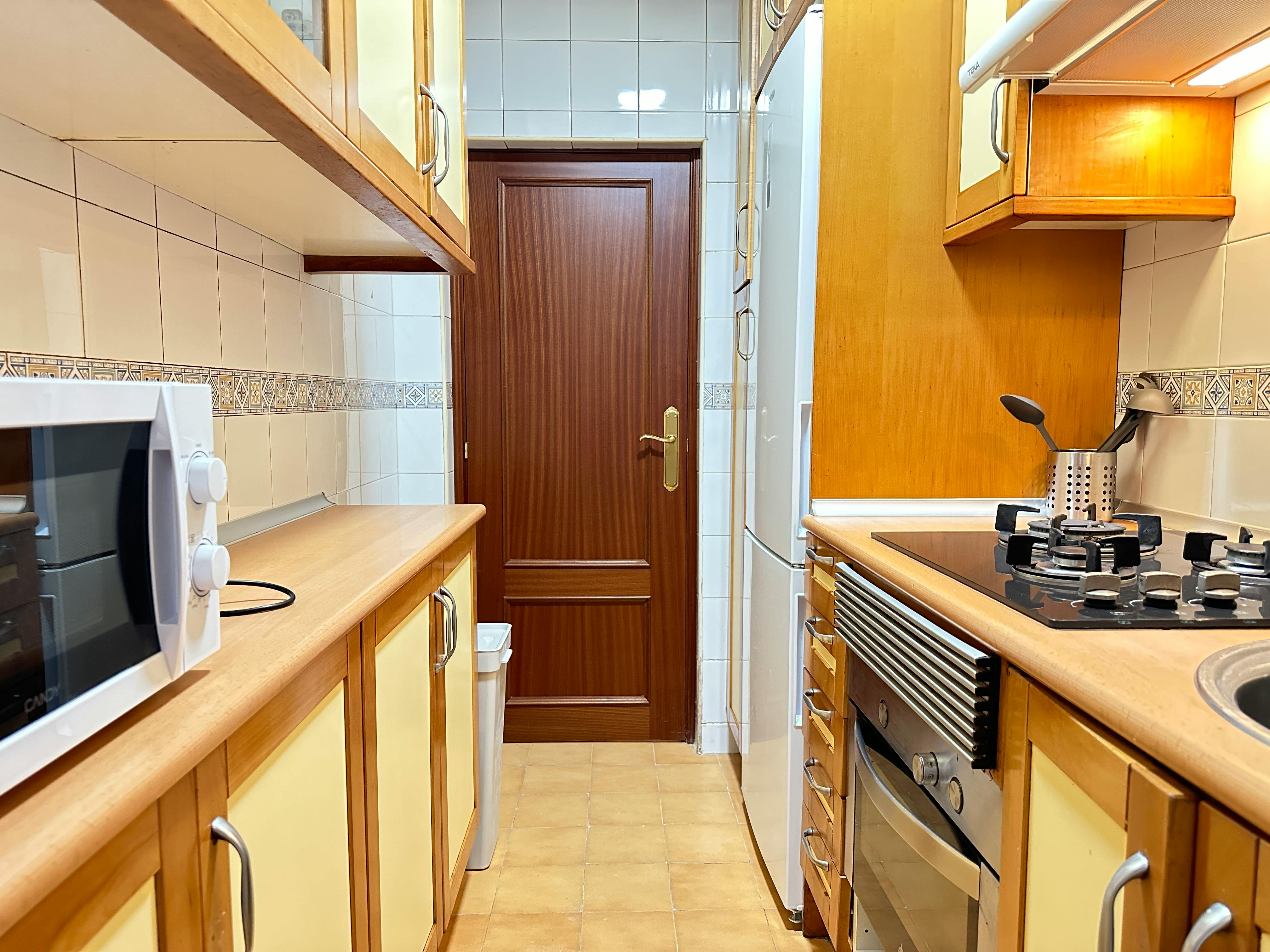 Apartment Madrid, 4 beds — photo 7