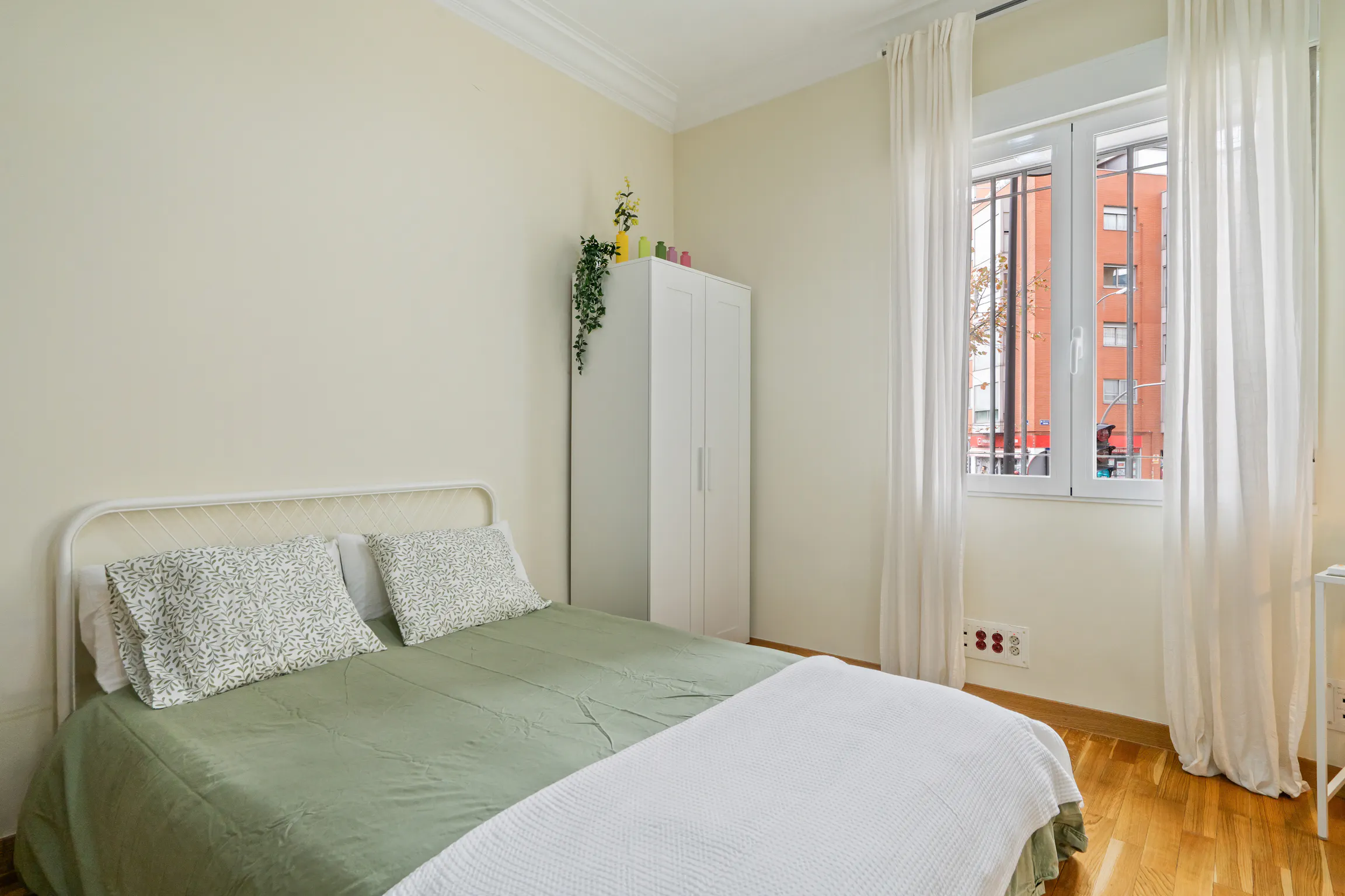 Private room in Calle de Cartagena, Madrid (1559654) ROOM 1