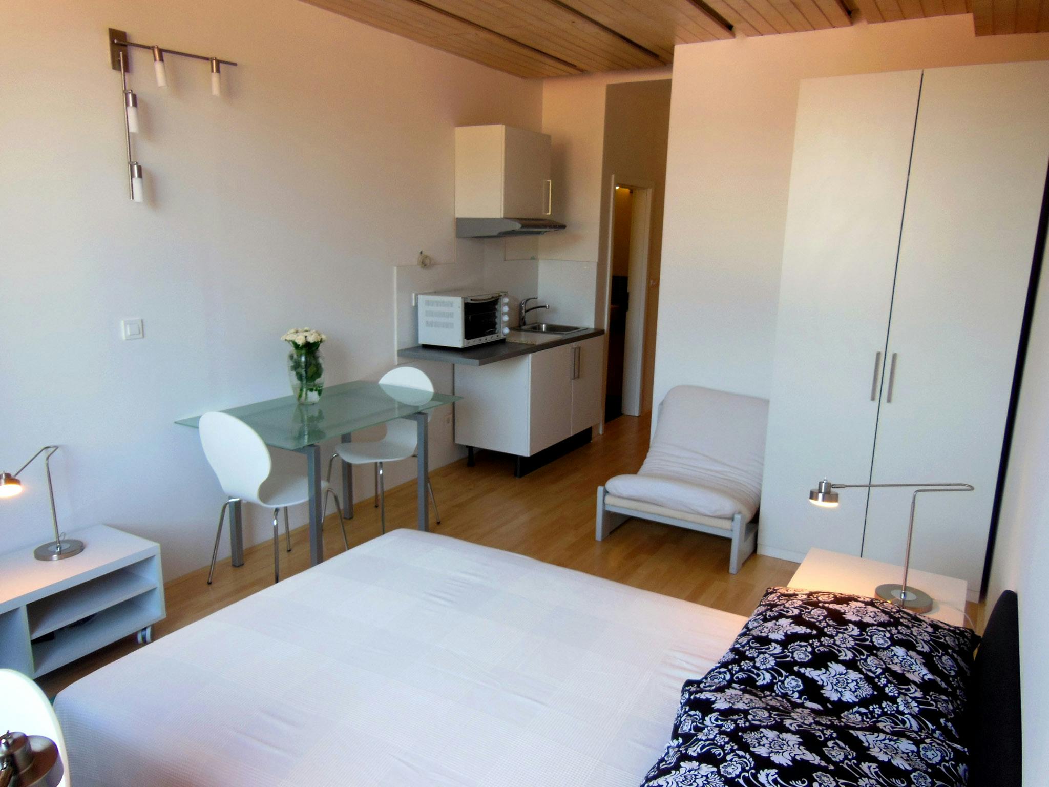 Kawalerka do wynajęcia za 840 € miesięcznie w mieście Ljubljana, Slovenska cesta