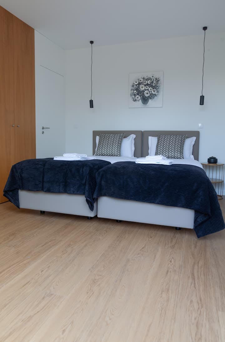 Studio zu mieten für 950 € pro Monat in Porto, Rua de Honório de Lima