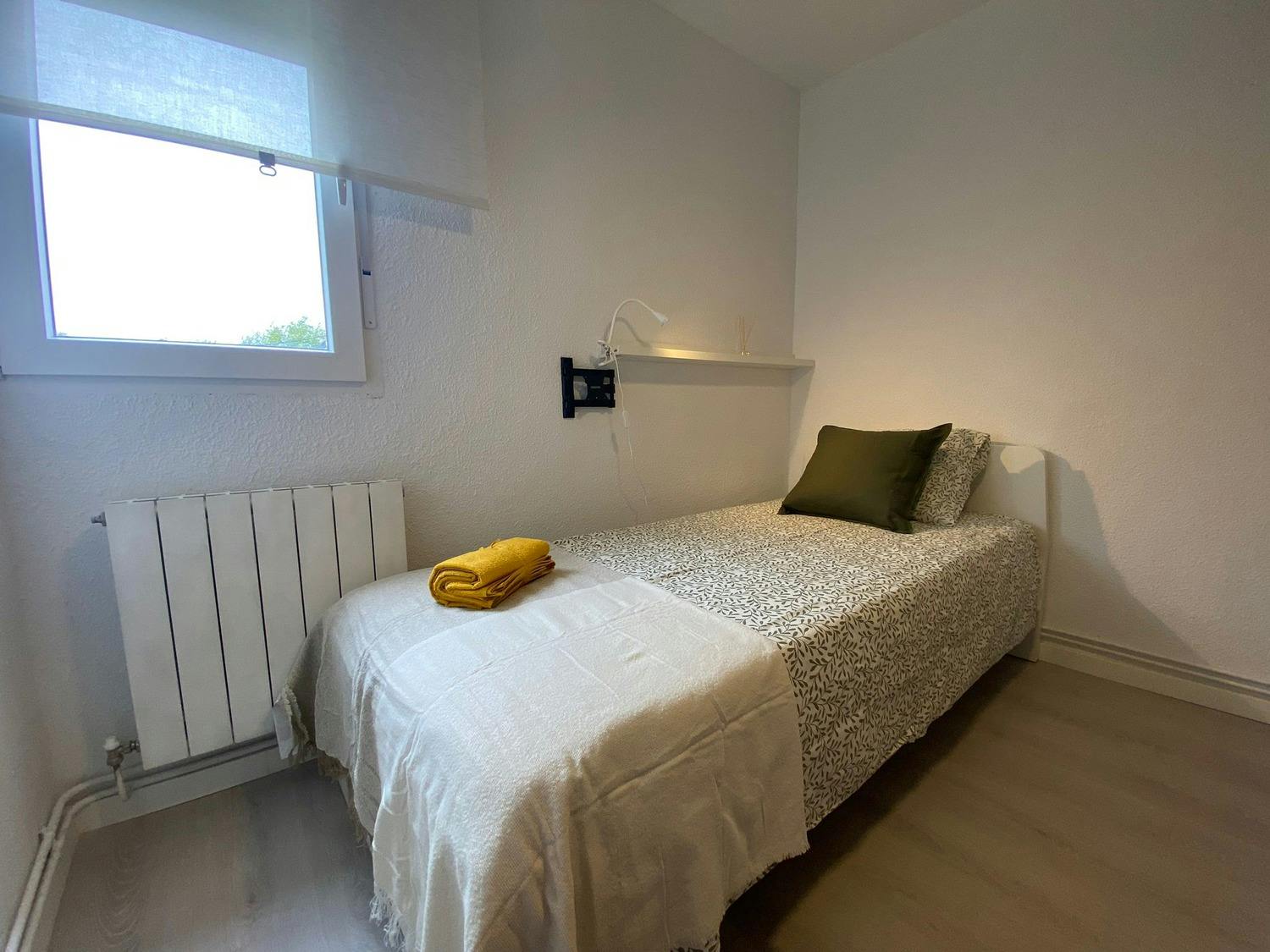 Habitación privada en alquiler por 420 € al mes en Madrid, Calle de Rocafort