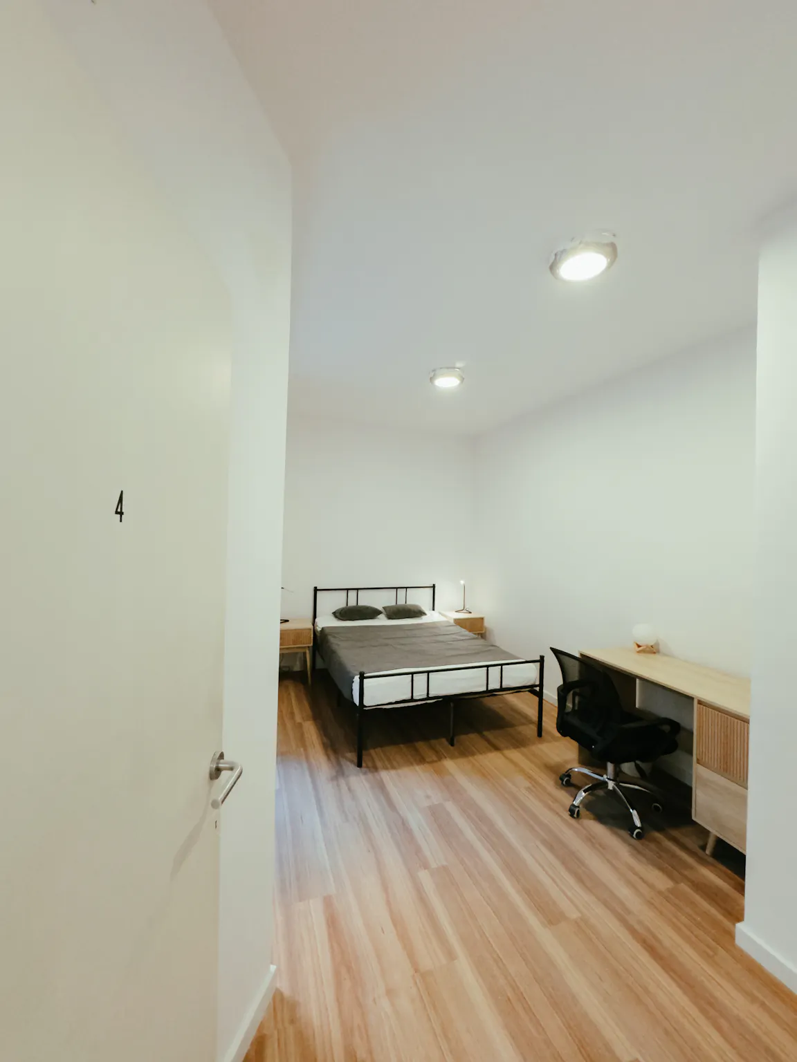 Private room in Carrer de Roger de Flor, Barcelona (1560287) ROOM 1