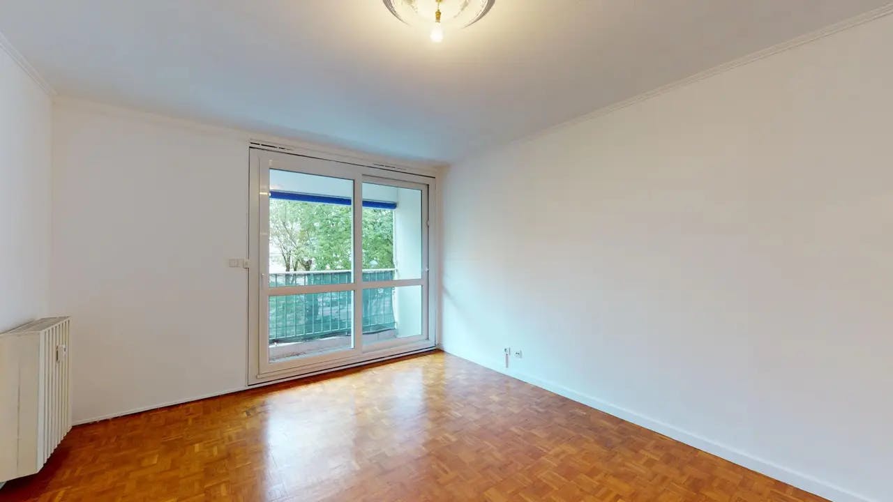 Apartament de închiriat pentru 800 EUR pe lună în Dijon, Avenue des Champs Perdrix