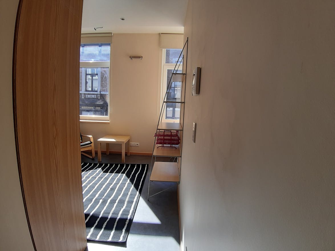 Voir photo 1/5 de studio à Liège