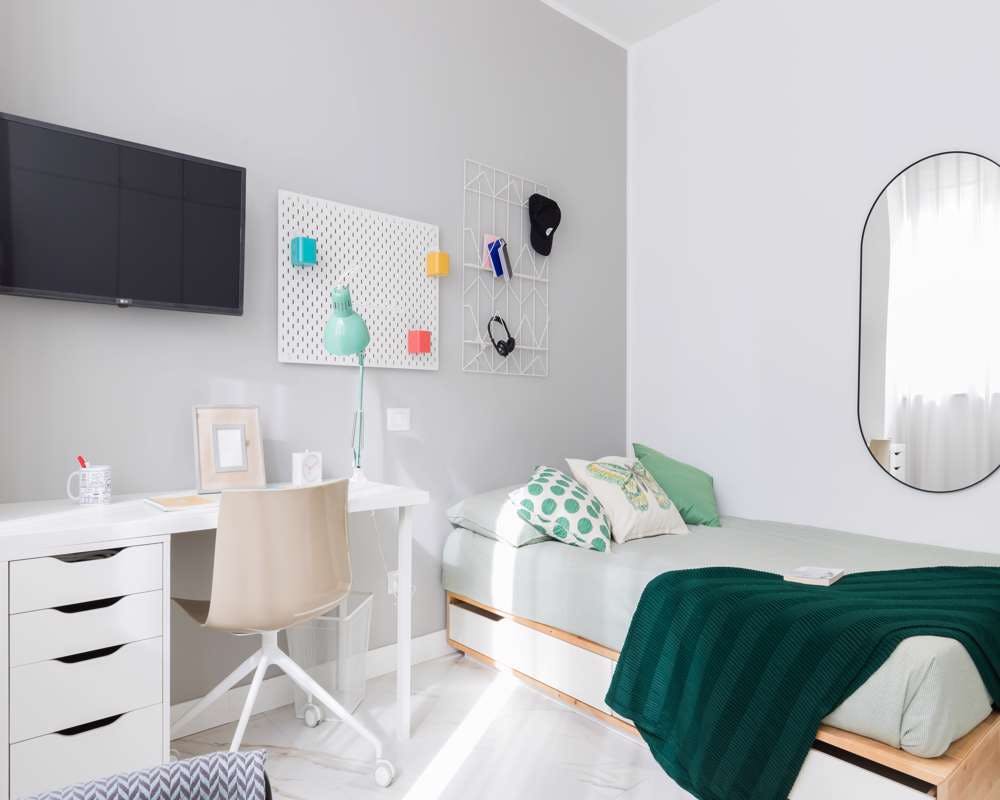 Private room for rent for €1,100 per month in Milan, Viale Bligny