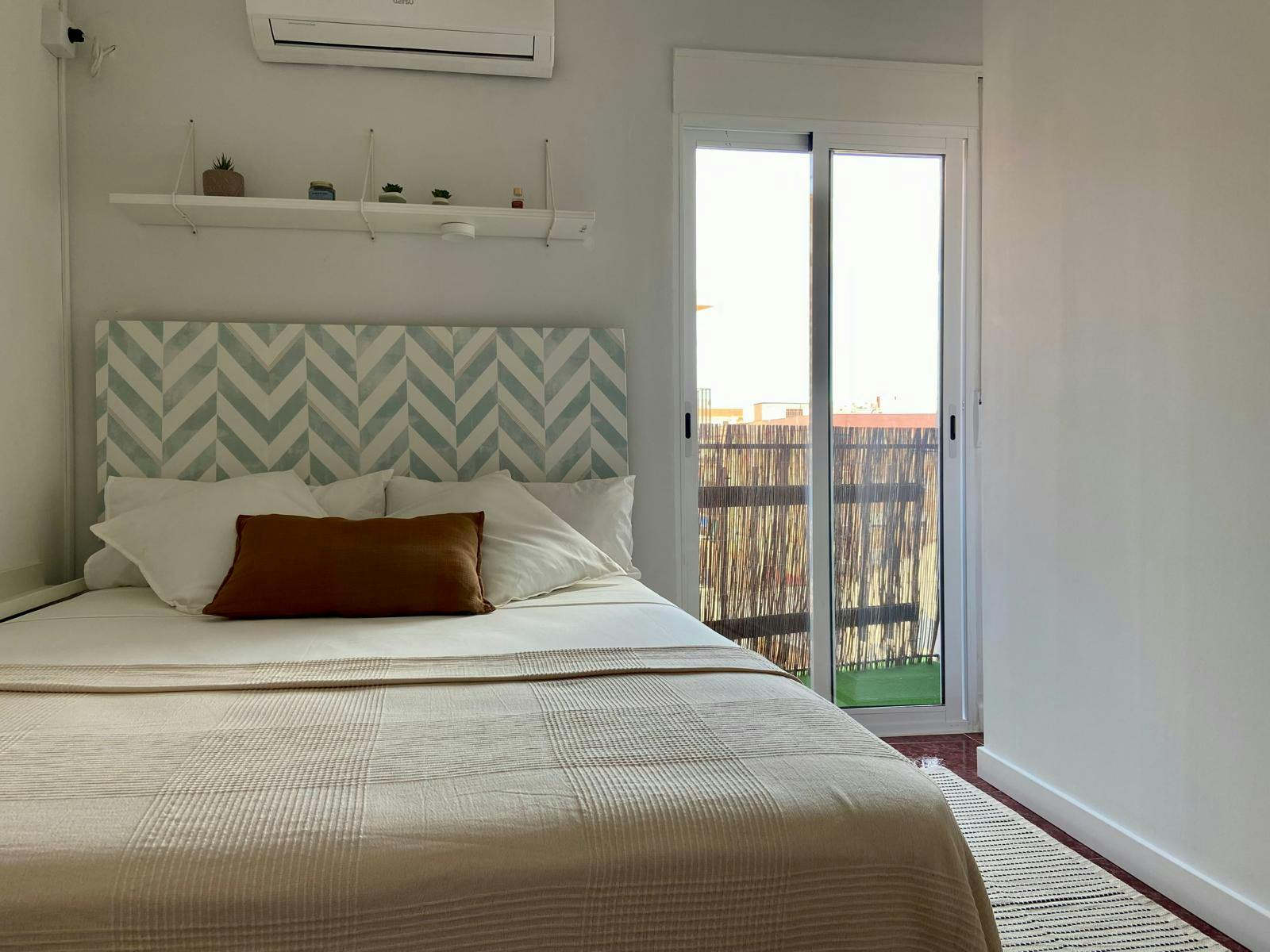 Apartment Valencia, 1 bed, 12m² — photo 6