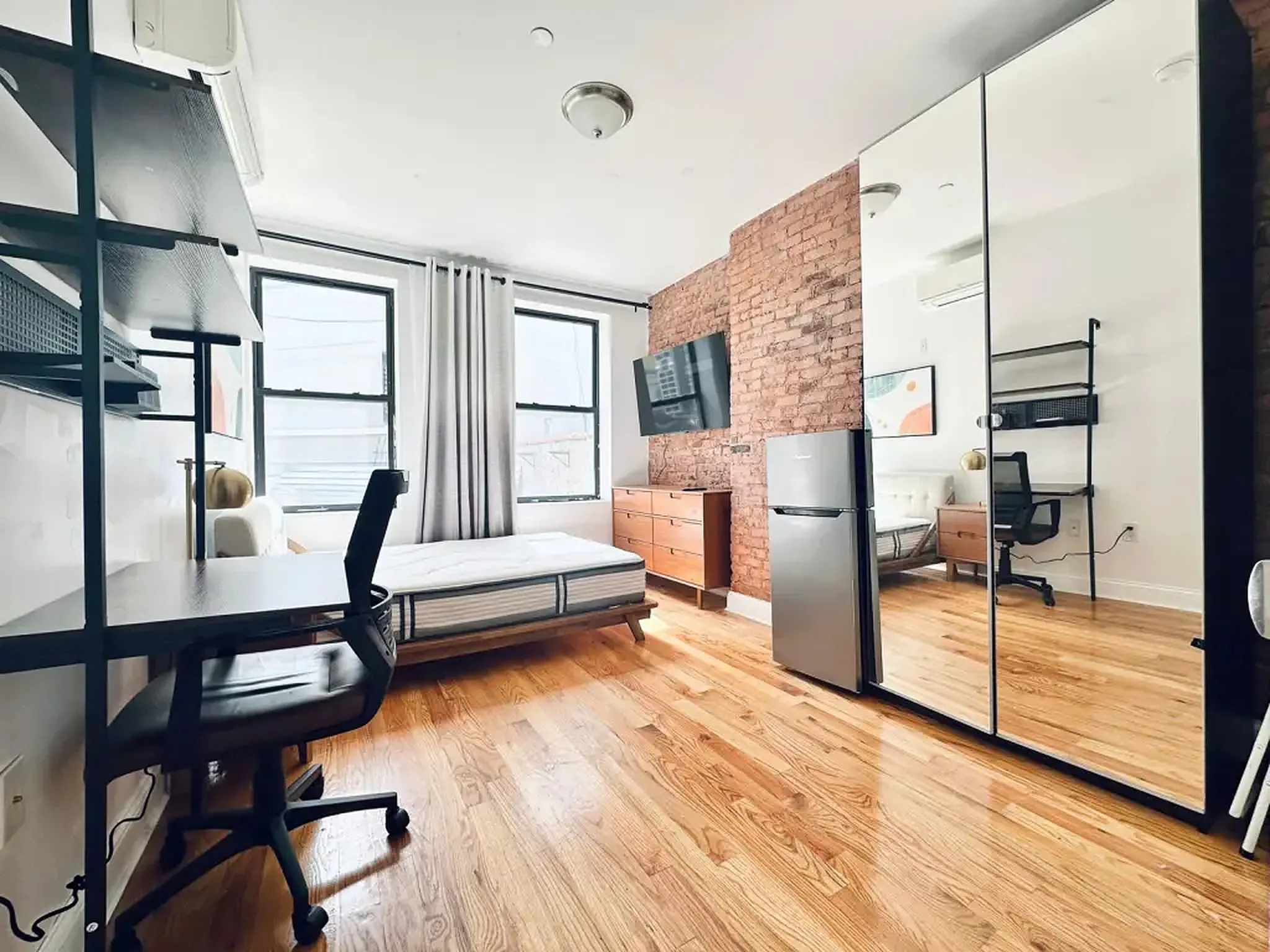 Myrtle Ave, Ridgewood, NY preview