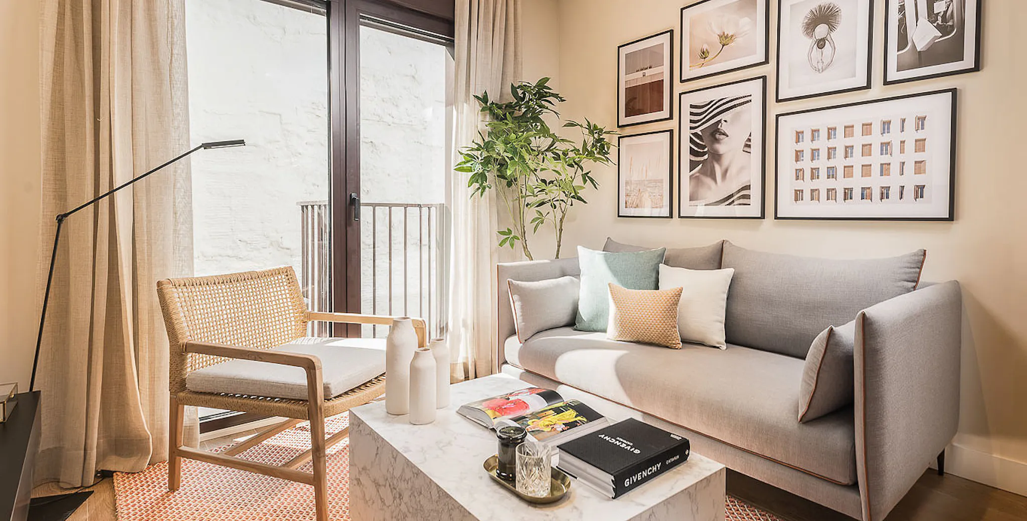 Calle de la Farmacia, Madrid preview