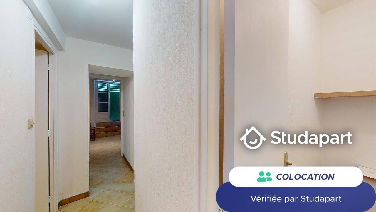 Private room for rent on Rue de la Pêcherie, Corbeil-Essonnes