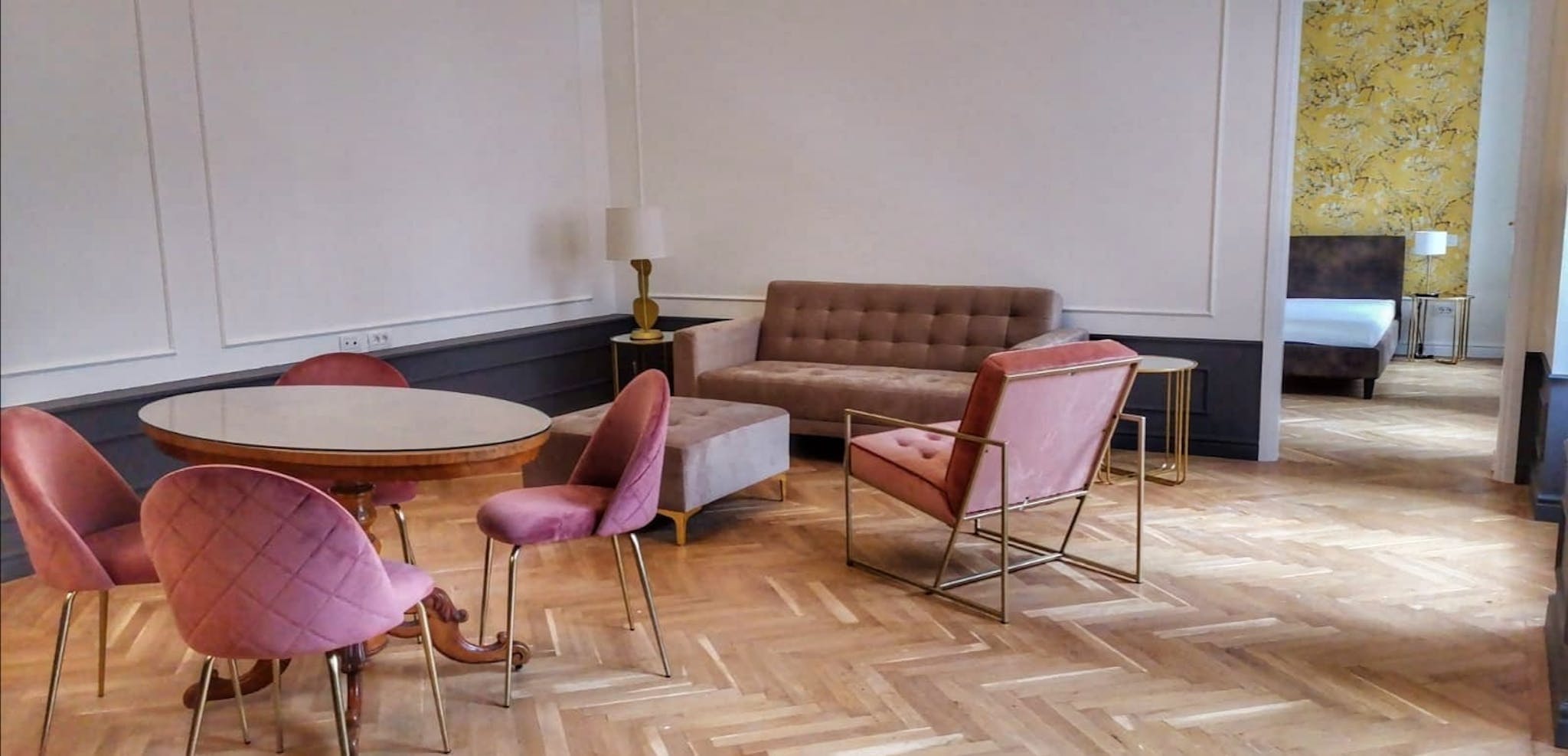 Zrínyi utca, Budapest preview