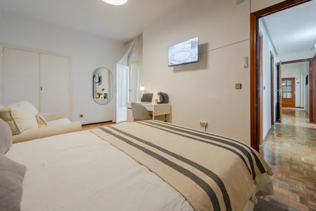 Private room in Calle de Granada, Madrid (1562524) room image 2