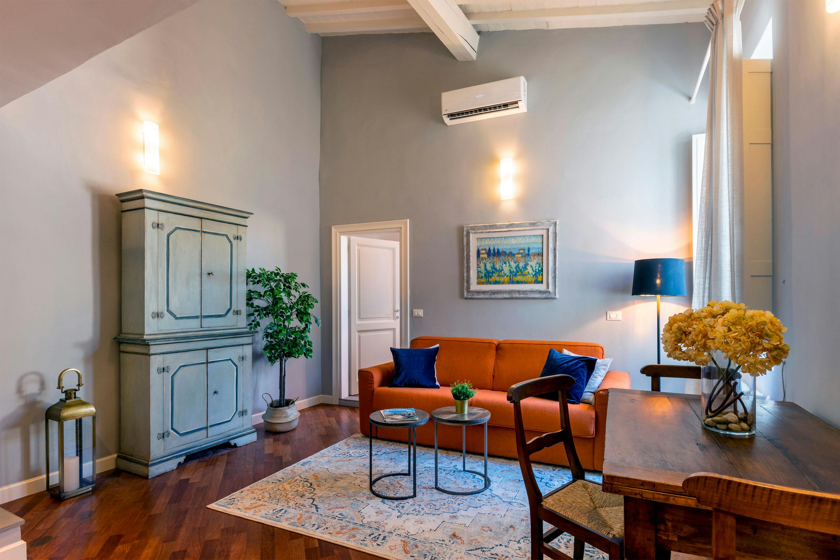 Apartment for rent for €12,375 per month in Florence, Piazza de' Pitti