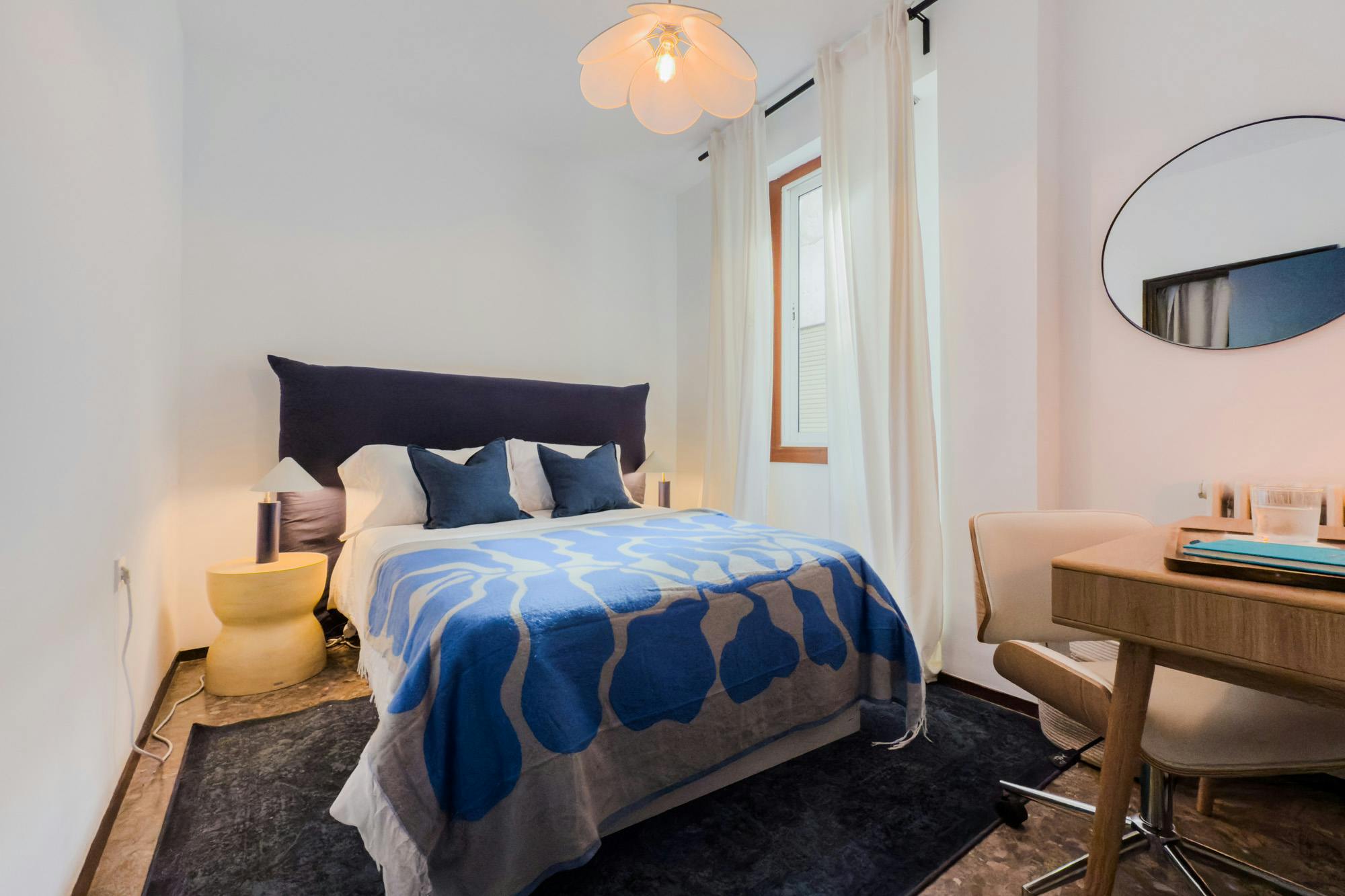 Carrer de Mallorca, Barcelona preview