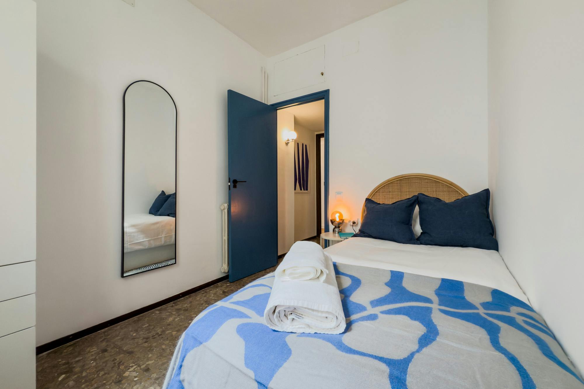 Carrer de Mallorca, Barcelona preview