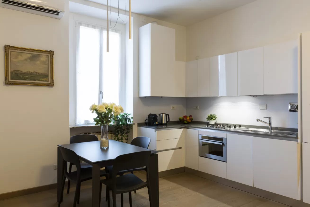 Via Paolo Frisi, Milan