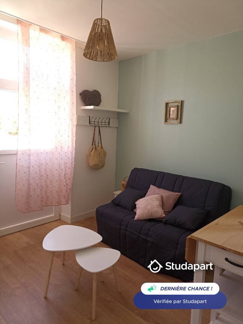 House for rent for €695 per month in Aytré, Rue du Petit Versailles