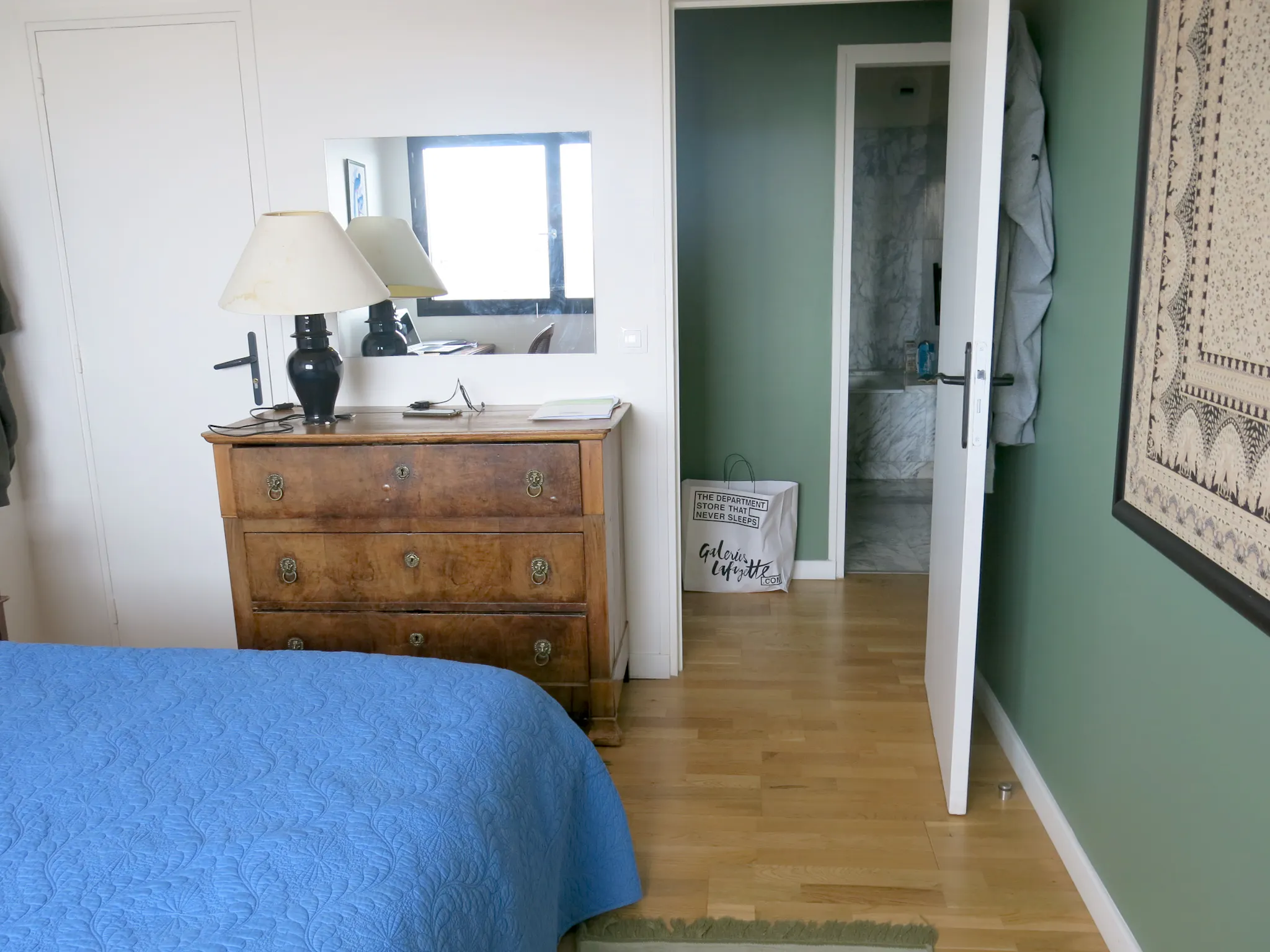 34 Rue de Charenton, Paris - in Paris