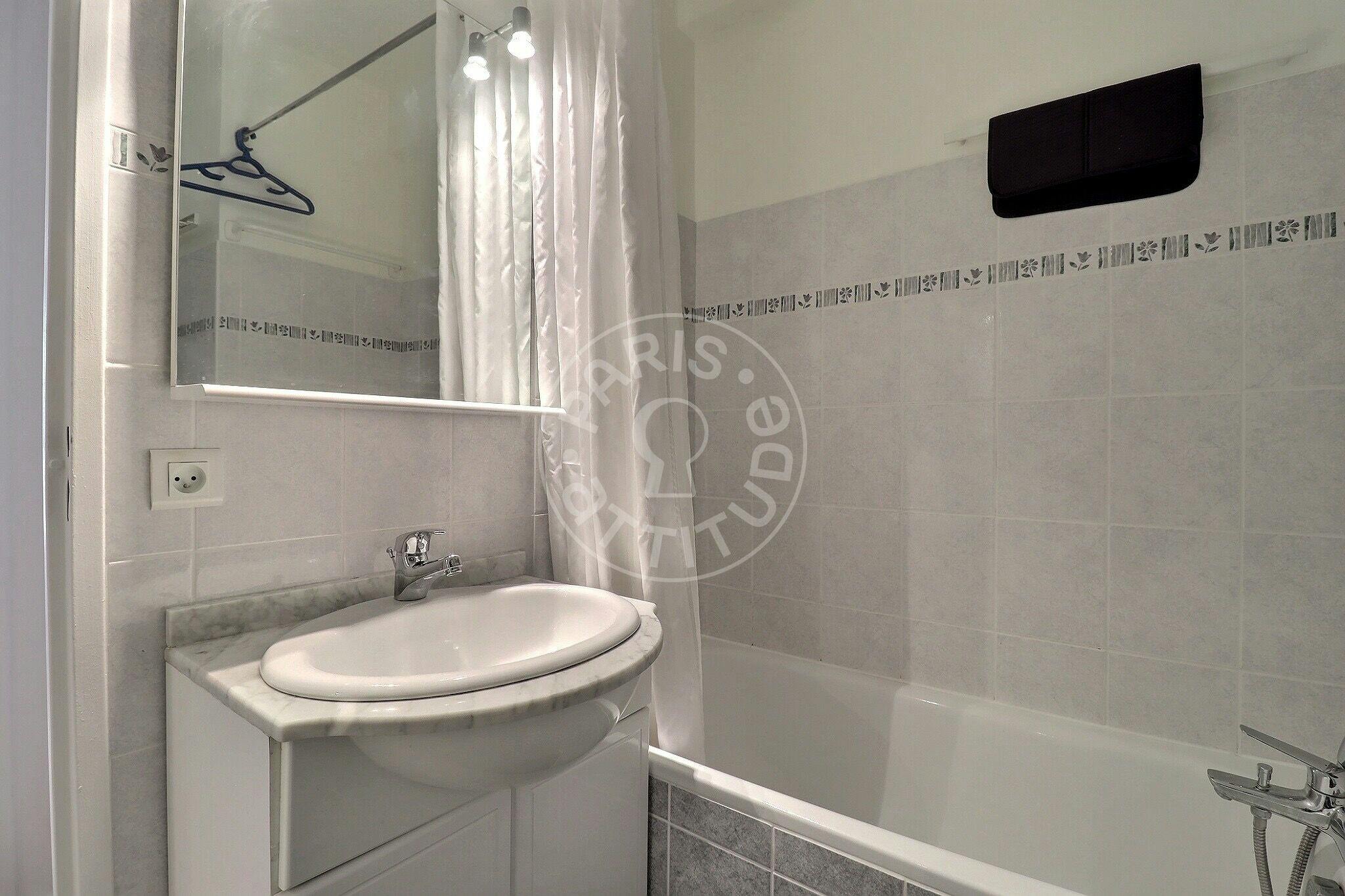 Apartment Paris — photo 14